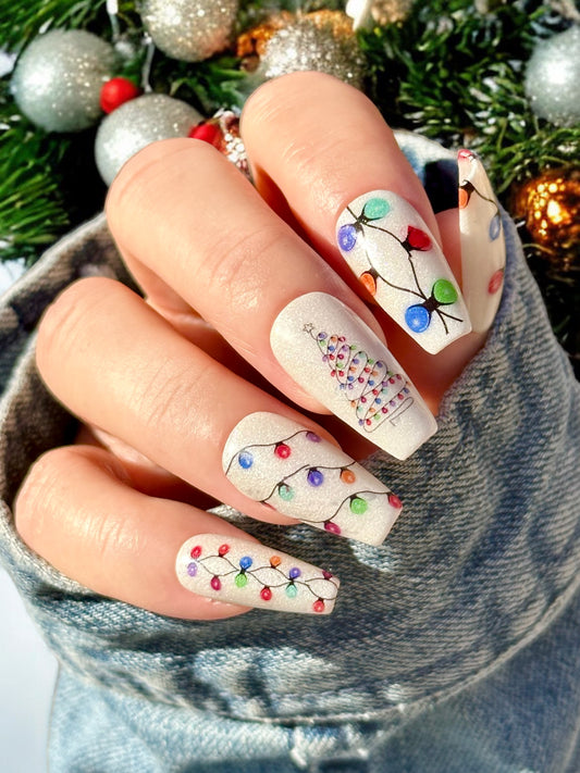 Be Merry And Bright! - Christmas  Twinkle Light Nails