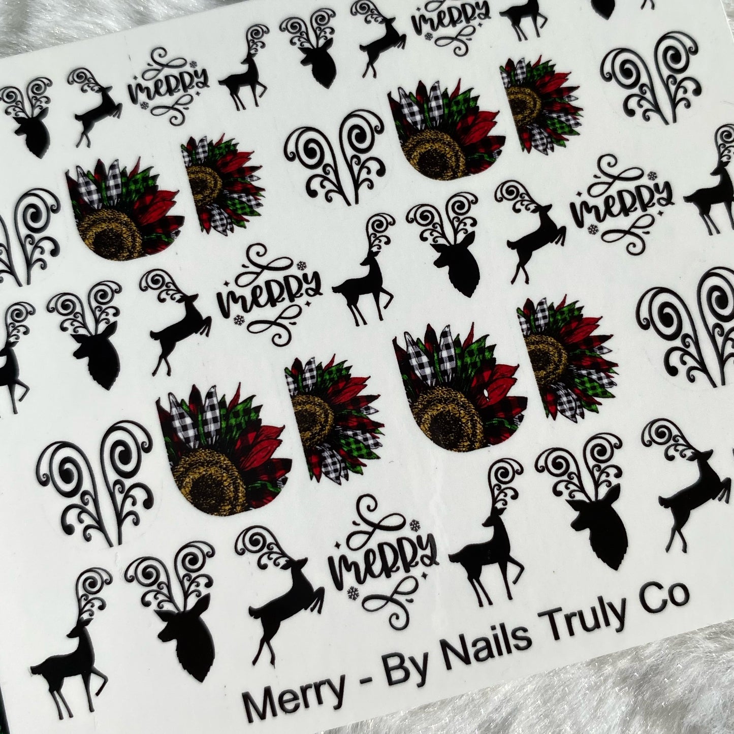 Buffalo Plaid Christmas Nail Art-Merry