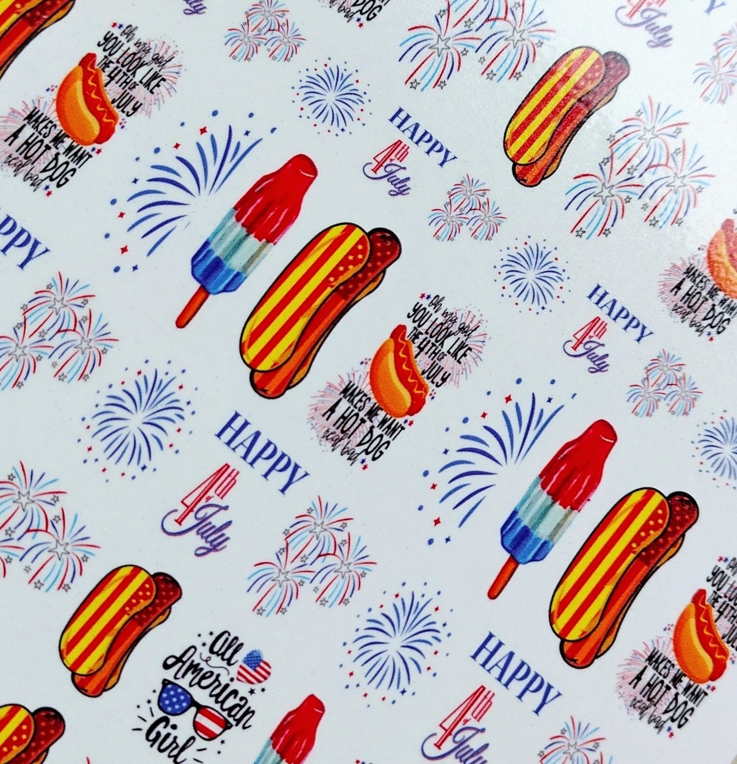 Fourth Of July  Nail Art - Makes Me Want A Hot Dog REALLLL BAD