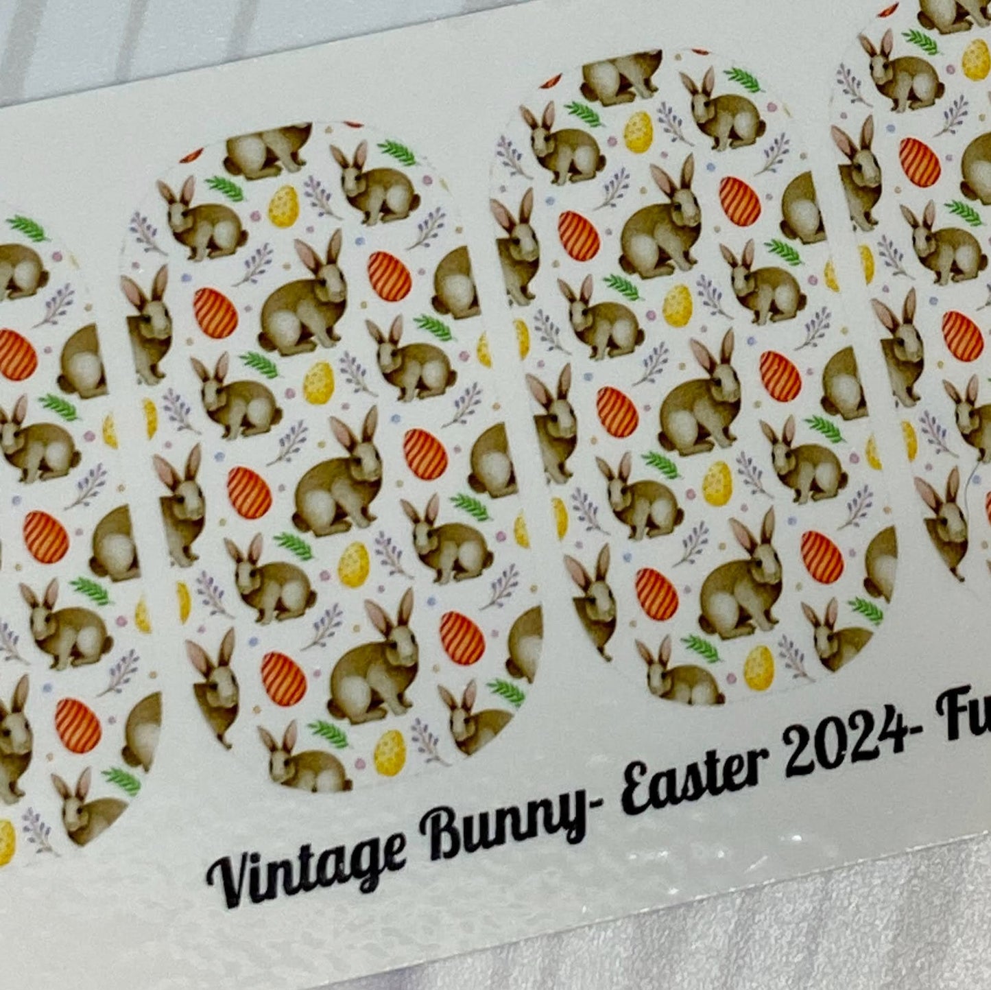 Vintage Bunny - Full Coverage Nail Wraps