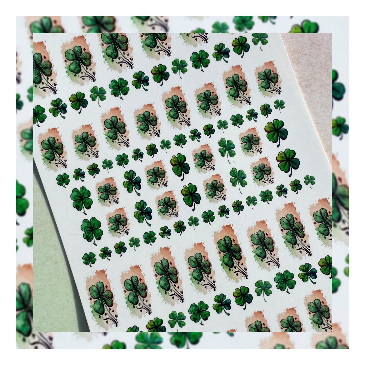 St. Patrick's Day Nail Art - Lucky Clover